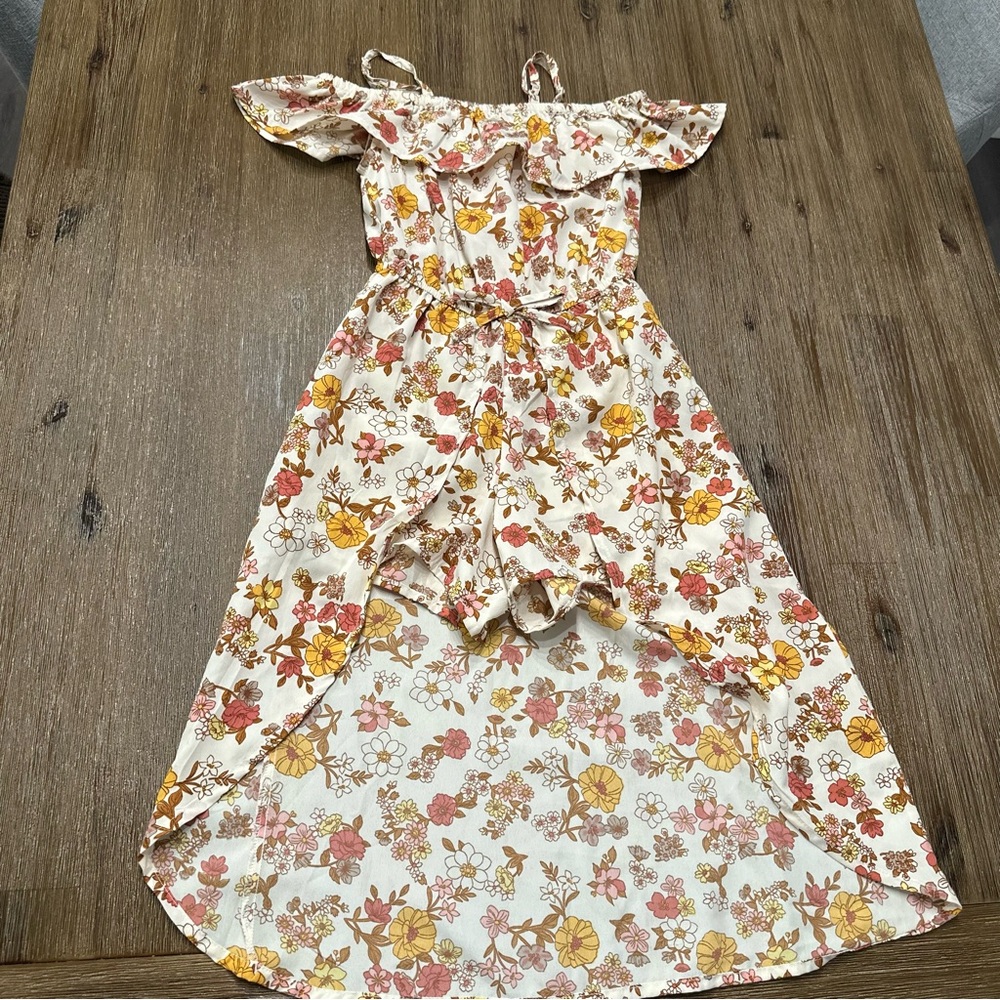 3/27$  Floral Kids Romper/Dress size XS (6)